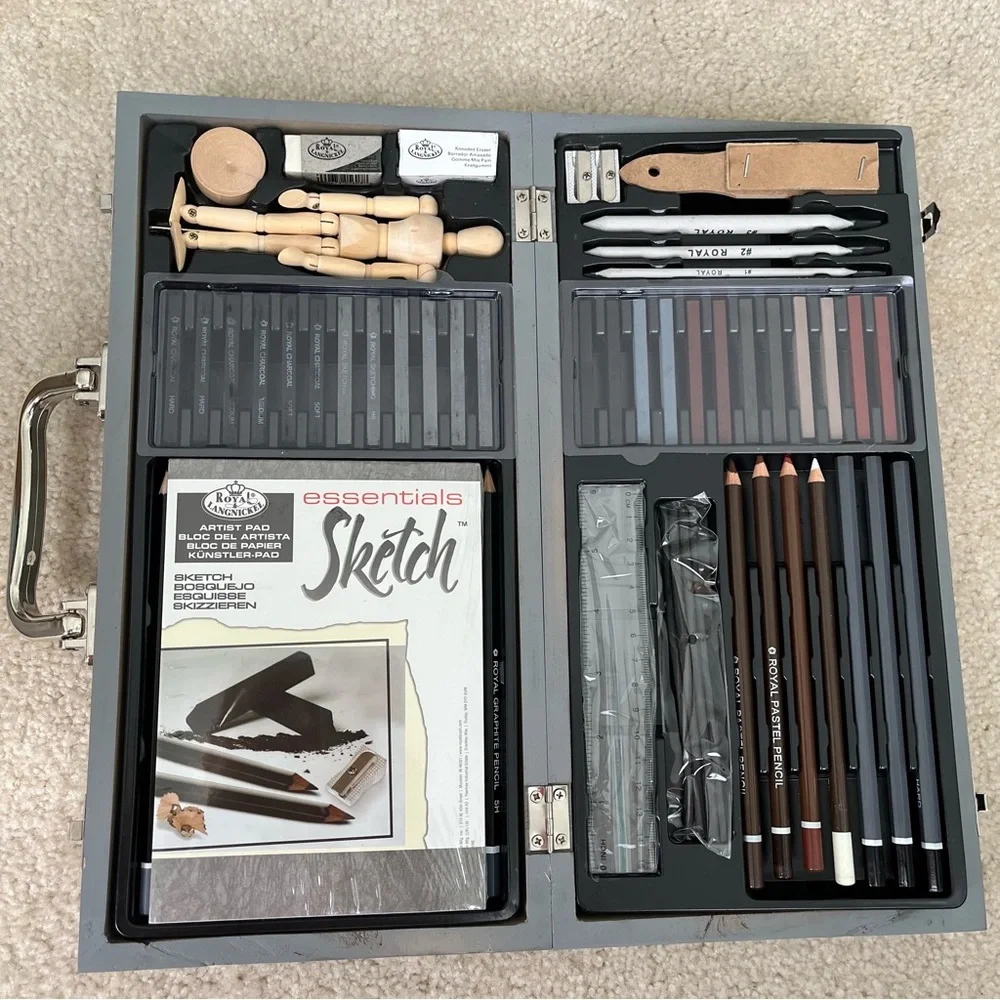Royal & Langnickel Essentials Sketch Boxed Set